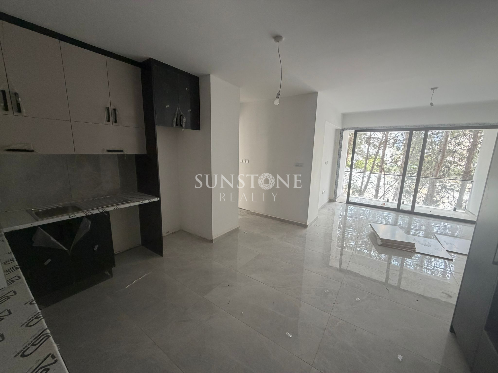 Kıbrıs Lefkoşa Küçük Kaymaklı'da TürkKoçanlı Satılık Modern 2+1 Daire 4