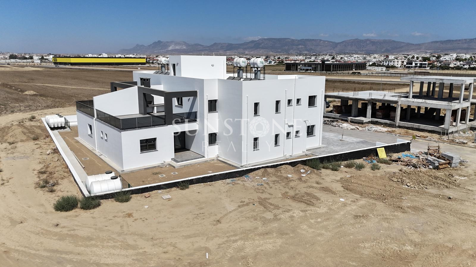 Turkish Title Deed 3+1 Penthouse Apartment – Batıkent Gönyeli 34