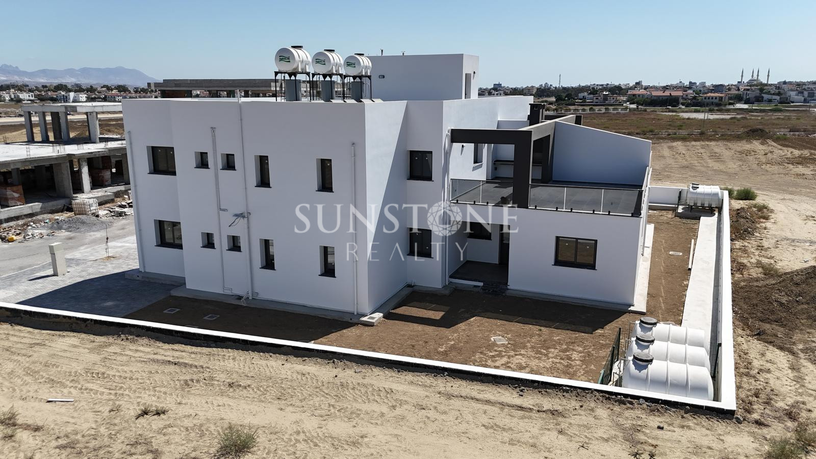 Turkish Title Deed 3+1 Penthouse Apartment – Batıkent Gönyeli 31